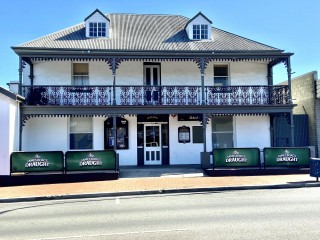 Strong Profits Perfectly Positioned In Booming Tasmanian Country Town  FY 2021 Net>$387,000