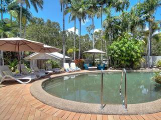 BEAUTIFUL HIGH INCOME HOLIDAY MANAGEMENT RIGHTS FOR SALE IN PORT DOUGLAS